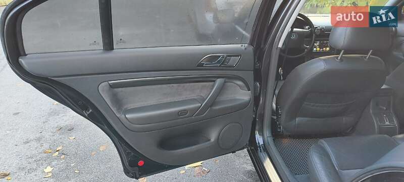 Лифтбек Skoda Superb 2006 в Киеве