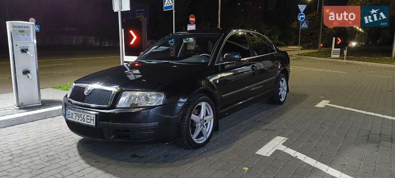 Лифтбек Skoda Superb 2006 в Киеве