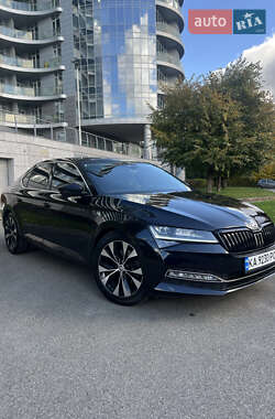 Ліфтбек Skoda Superb 2019 в Києві