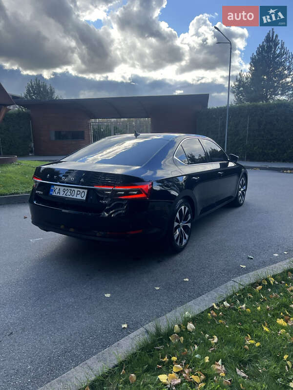 Лифтбек Skoda Superb 2019 в Киеве