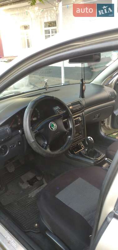 Лифтбек Skoda Superb 2005 в Бершади