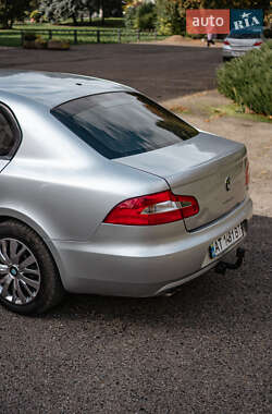 Лифтбек Skoda Superb 2012 в 