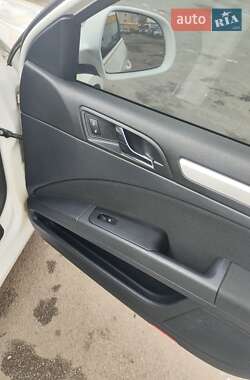 Лифтбек Skoda Superb 2011 в 