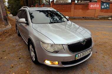 Універсал Skoda Superb 2010 в 