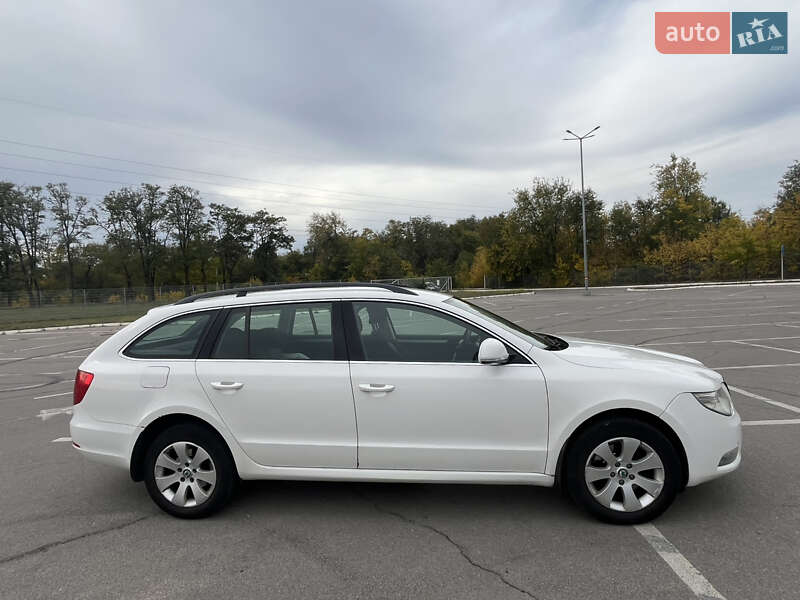 Универсал Skoda Superb 2012 в Запорожье фото 2 Универсал Skoda Superb 2012 в Запорожье