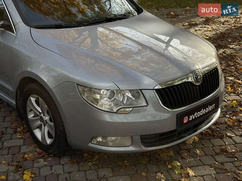 Ліфтбек Skoda Superb 2011 в Тячеві
