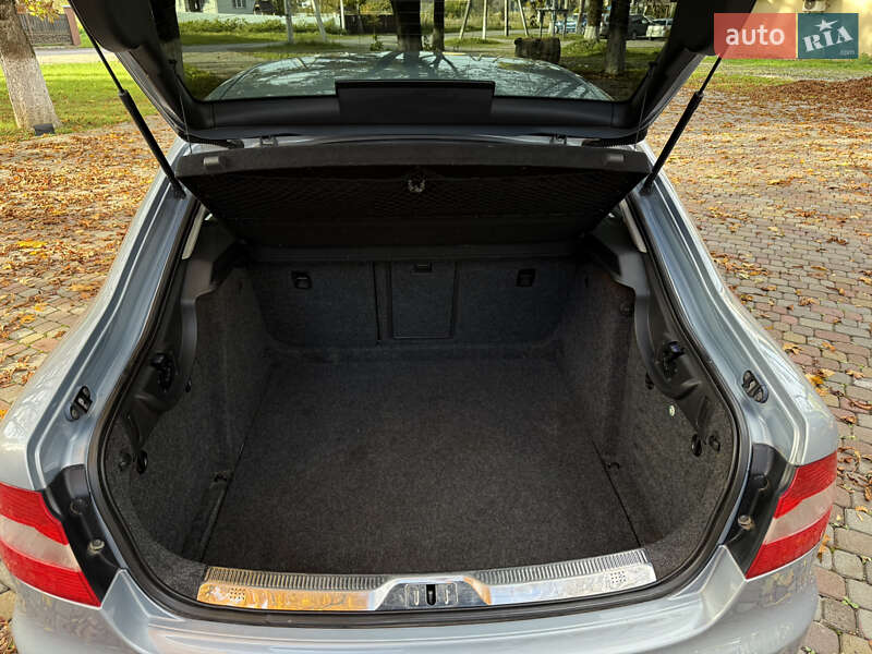 Ліфтбек Skoda Superb 2011 в Тячеві