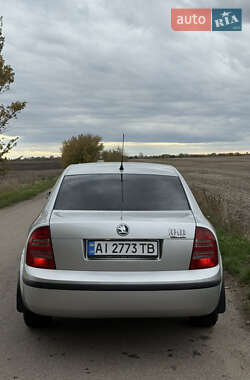 Ліфтбек Skoda Superb 2006 в 
