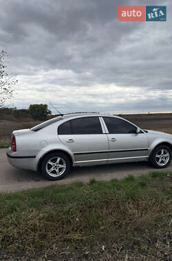 Ліфтбек Skoda Superb 2006 в 