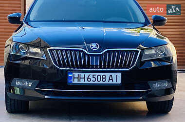 Ліфтбек Skoda Superb 2017 в 