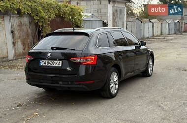 Универсал Skoda Superb 2018 в 
