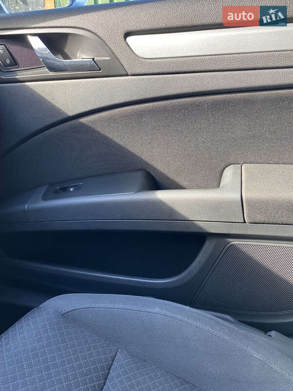 Універсал Skoda Superb 2014 в Коростені