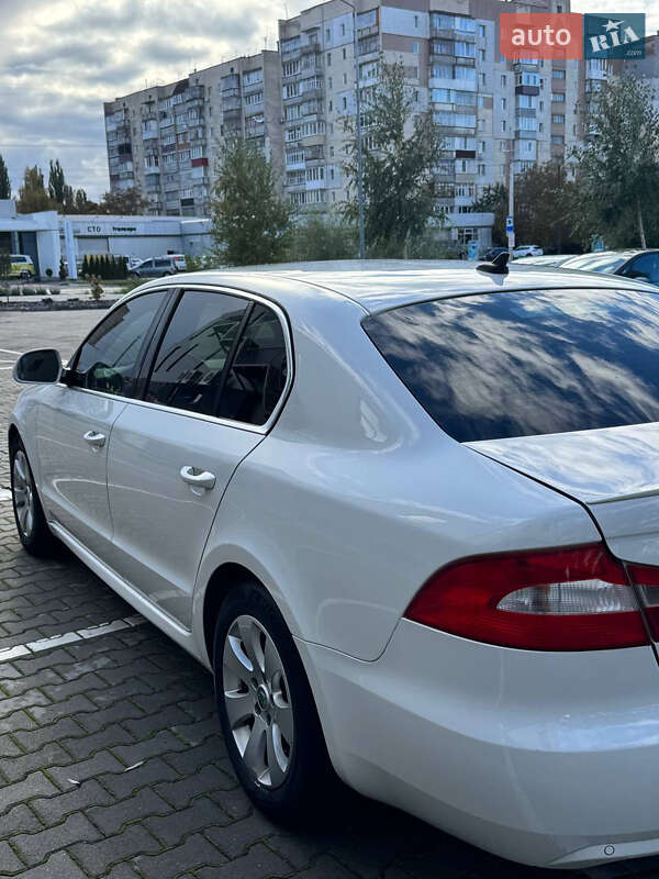 Ліфтбек Skoda Superb 2012 в Хмельницькому