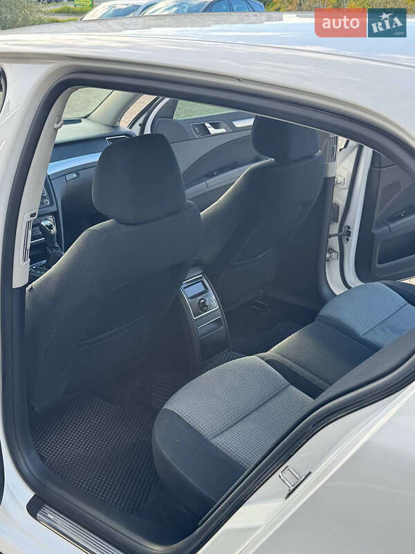 Ліфтбек Skoda Superb 2012 в Хмельницькому