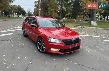 Універсал Skoda Superb 2018 в 