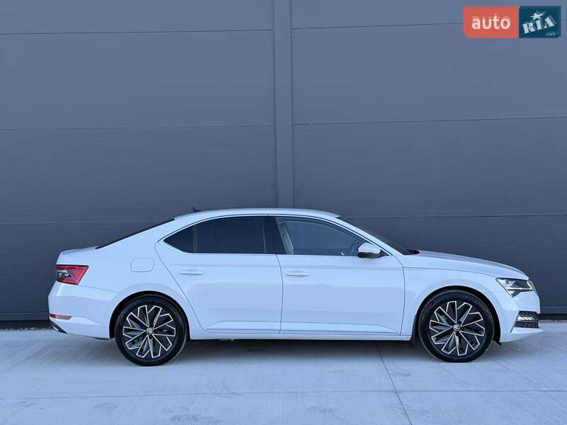 Ліфтбек Skoda Superb 2022 в Києві