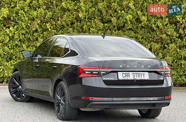 Лифтбек Skoda Superb 2019 в 