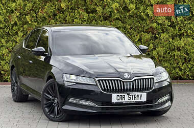 Лифтбек Skoda Superb 2019 в 