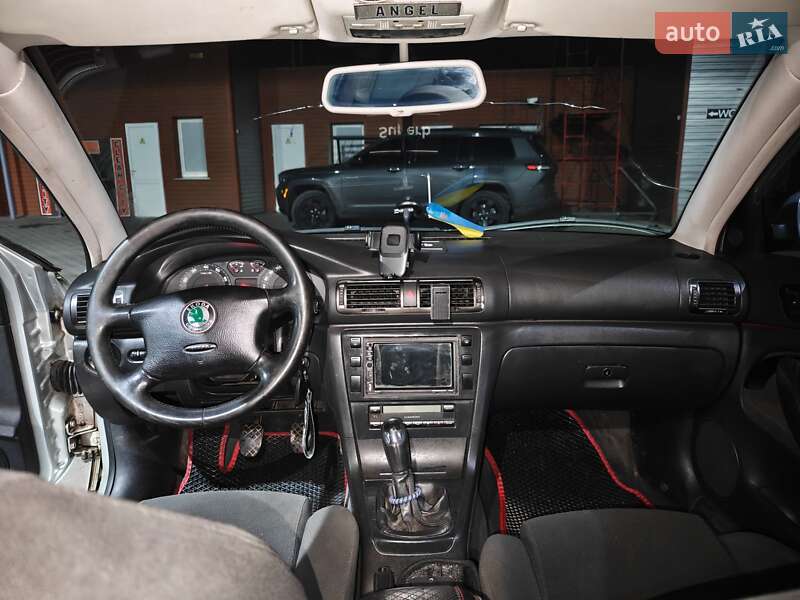 Лифтбек Skoda Superb 2004 в Сумах
