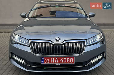 Универсал Skoda Superb 2020 в 