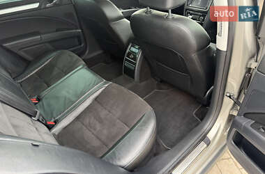 Універсал Skoda Superb 2013 в 