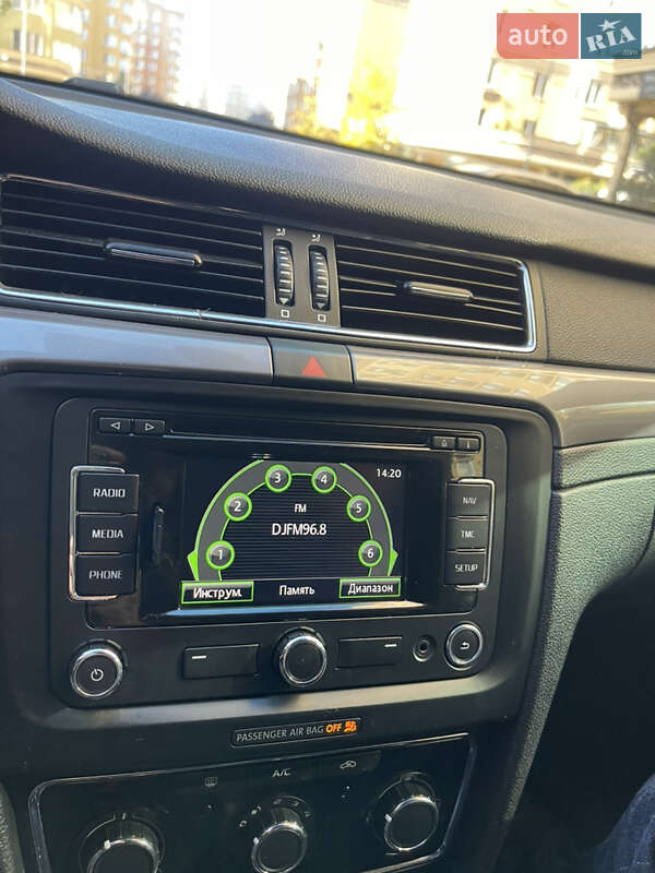 Універсал Skoda Superb 2014 в Києві