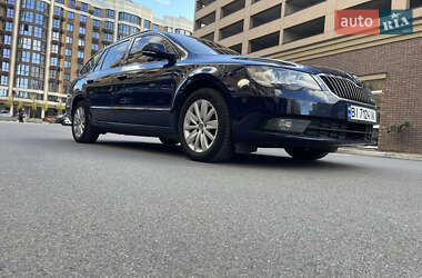 Универсал Skoda Superb 2014 в 