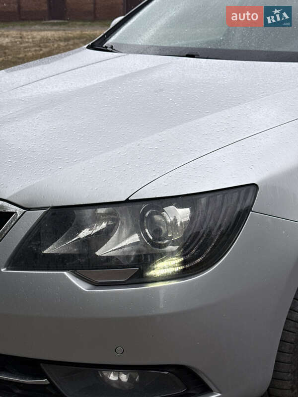 Універсал Skoda Superb 2013 в Ковелі