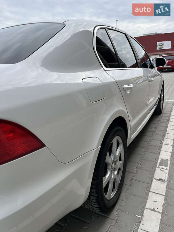 Ліфтбек Skoda Superb 2013 в Тернополі