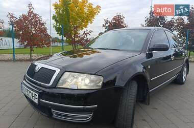 Лифтбек Skoda Superb 2002 в 