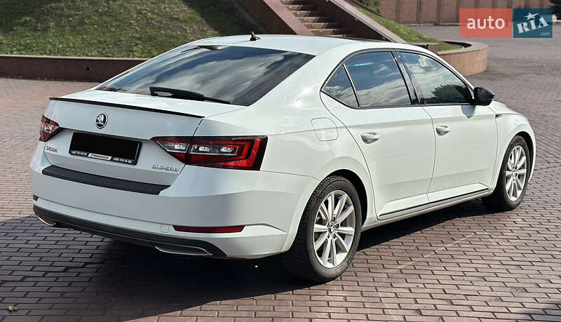 Лифтбек Skoda Superb 2017 в Днепре фото 13 Лифтбек Skoda Superb 2017 в Днепре