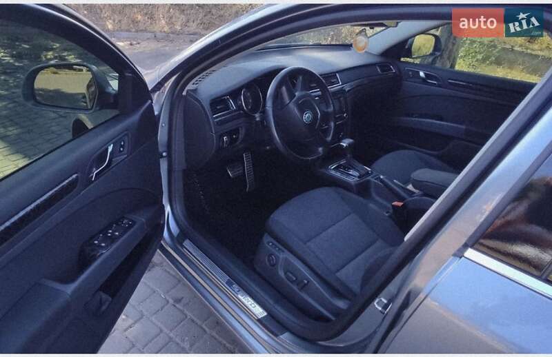 Ліфтбек Skoda Superb 2011 в Одесі