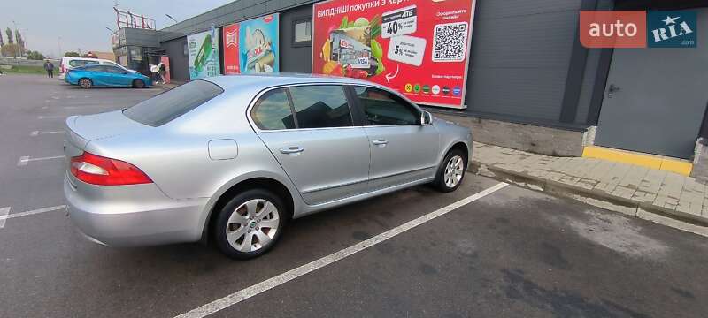 Ліфтбек Skoda Superb 2011 в Великій Олександрівці