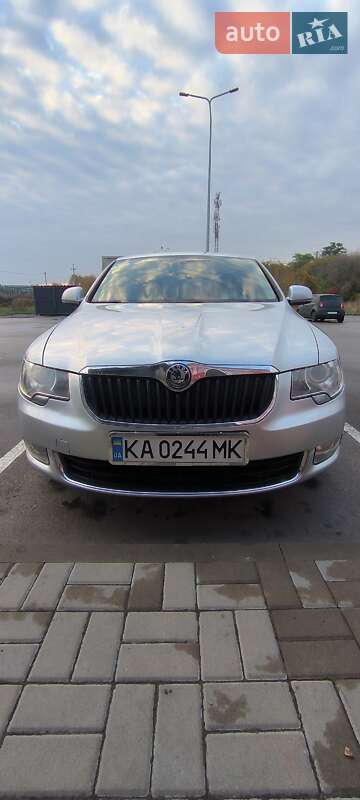 Ліфтбек Skoda Superb 2011 в Великій Олександрівці