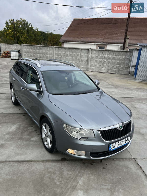 Универсал Skoda Superb 2010 в Белой Церкви