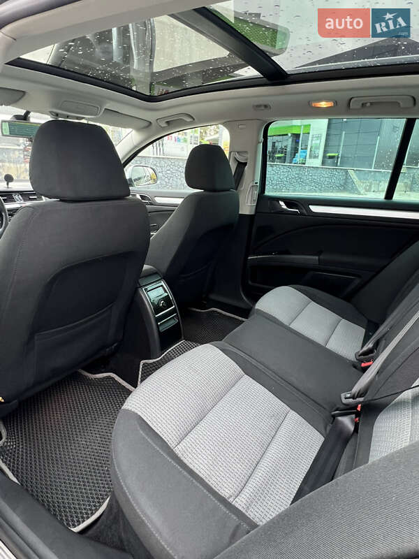 Универсал Skoda Superb 2010 в Белой Церкви