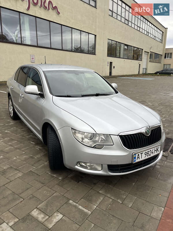 Лифтбек Skoda Superb 2010 в Стрые фото 2 Лифтбек Skoda Superb 2010 в Стрые