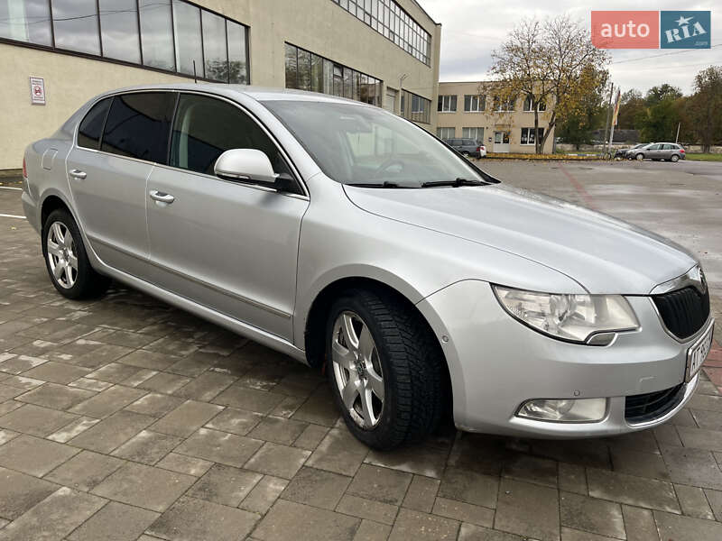 Лифтбек Skoda Superb 2010 в Стрые фото 10 Лифтбек Skoda Superb 2010 в Стрые