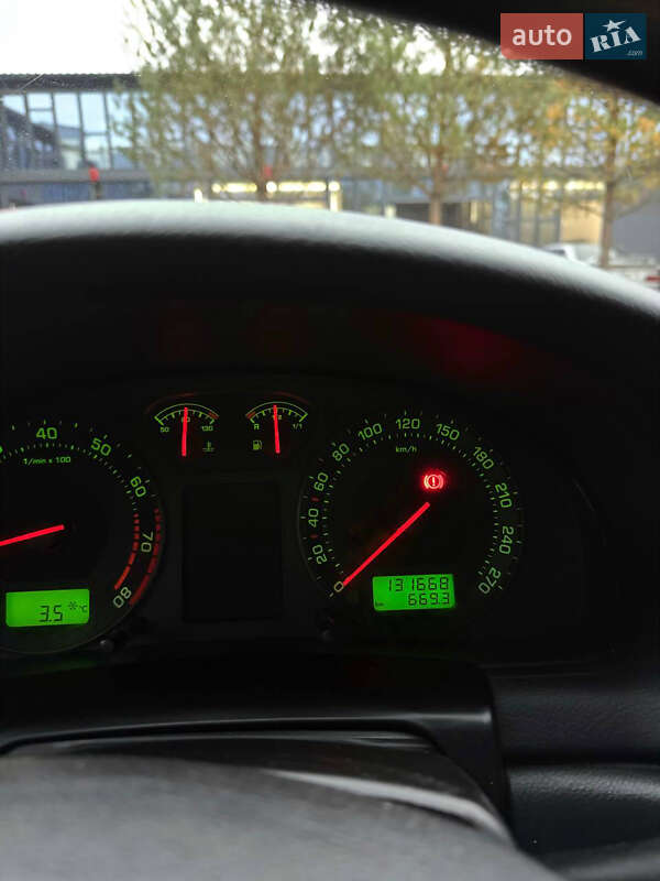 Лифтбек Skoda Superb 2002 в Ровно фото 21 Лифтбек Skoda Superb 2002 в Ровно