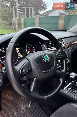Универсал Skoda Superb 2011 в 