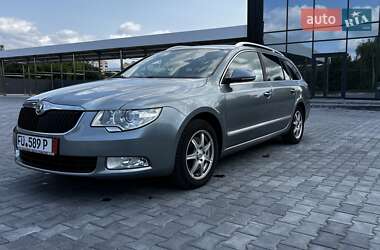 Універсал Skoda Superb 2012 в Кам'янець-Подільському