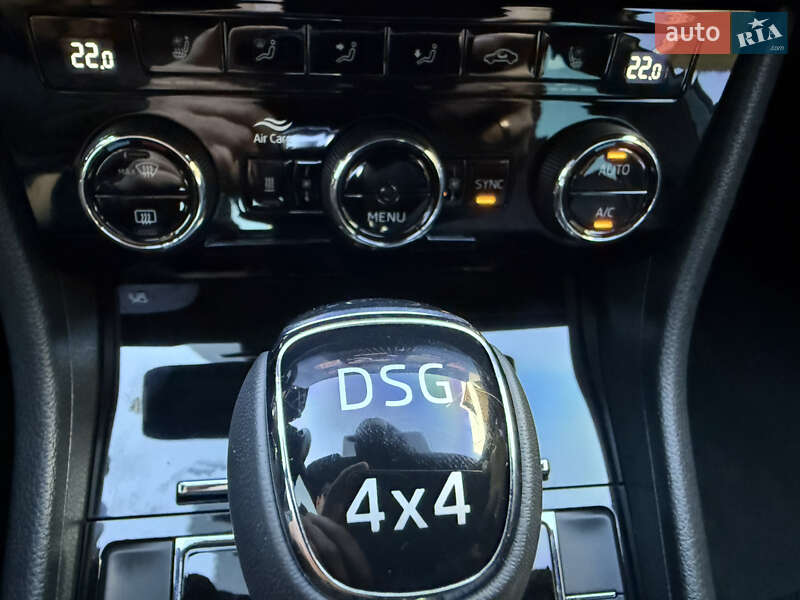 Лифтбек Skoda Superb 2019 в Львове