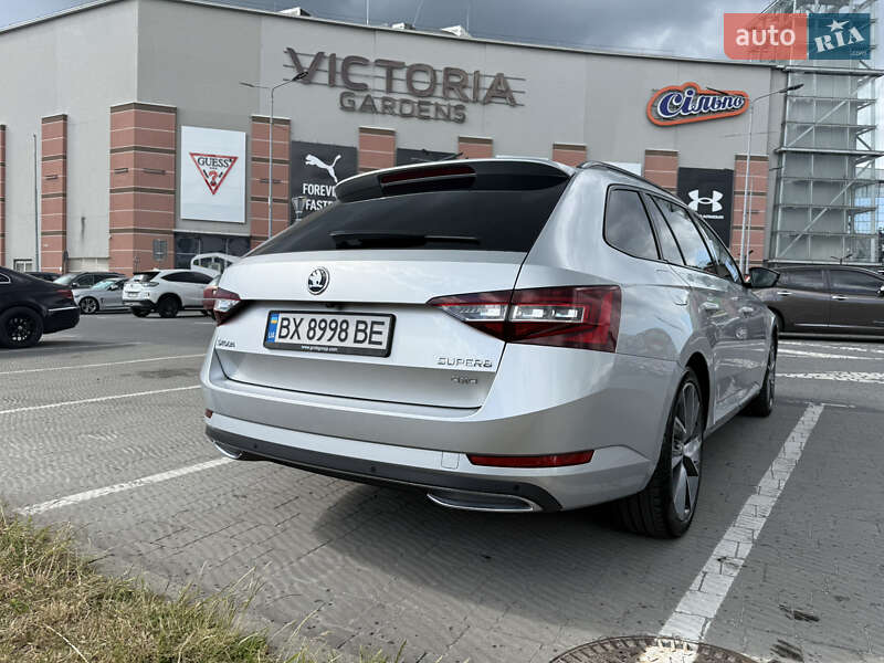 Универсал Skoda Superb 2018 в Львове