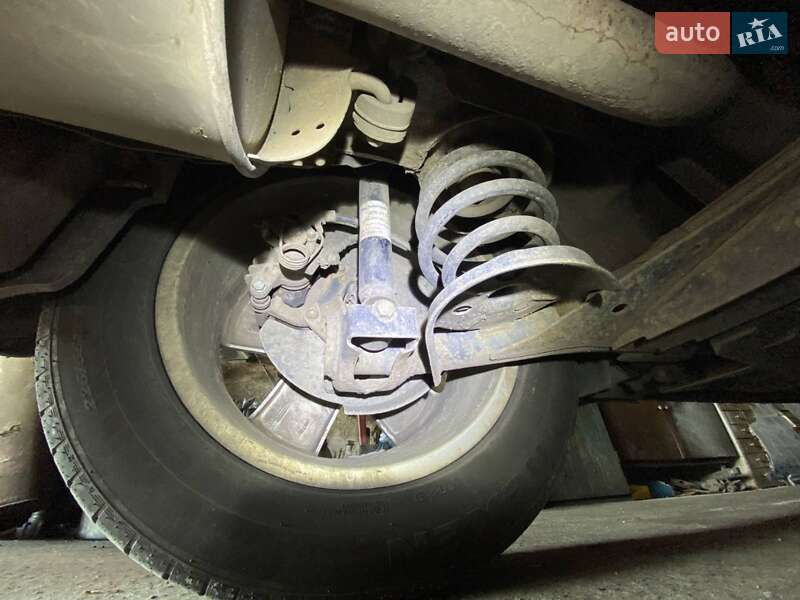 Лифтбек Skoda Superb 2006 в Запорожье