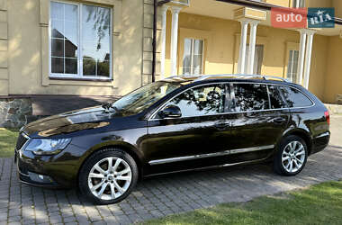 Універсал Skoda Superb 2014 в  фото 21 Універсал Skoda Superb 2014 в