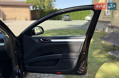 Універсал Skoda Superb 2014 в  фото 55 Універсал Skoda Superb 2014 в