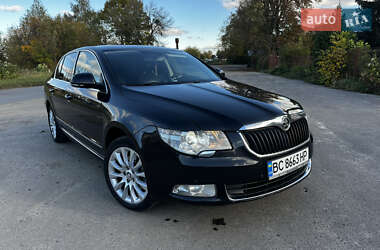 Лифтбек Skoda Superb 2011 в Куликове