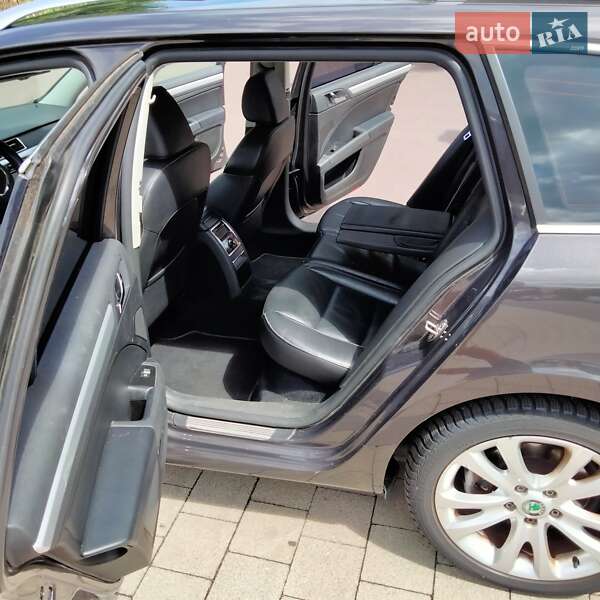 Универсал Skoda Superb 2010 в Хмельницком