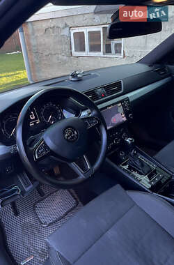 Ліфтбек Skoda Superb 2015 в  фото 12 Ліфтбек Skoda Superb 2015 в