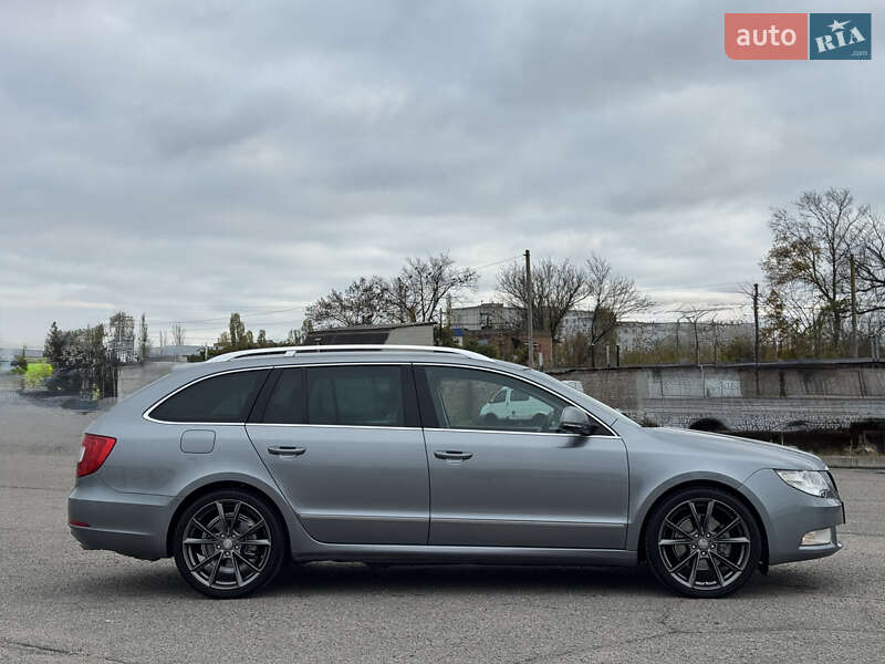 Универсал Skoda Superb 2011 в Белой Церкви